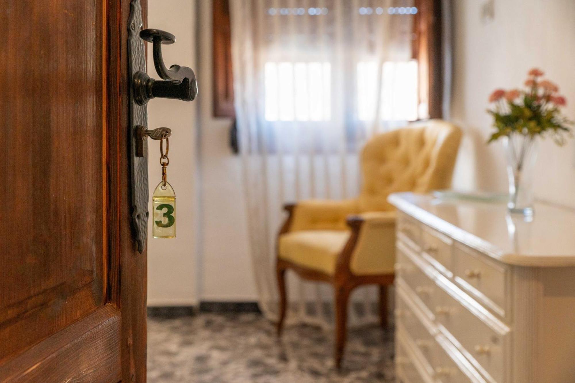 El Abuelo Ξενοδοχείο Guaro Εξωτερικό φωτογραφία